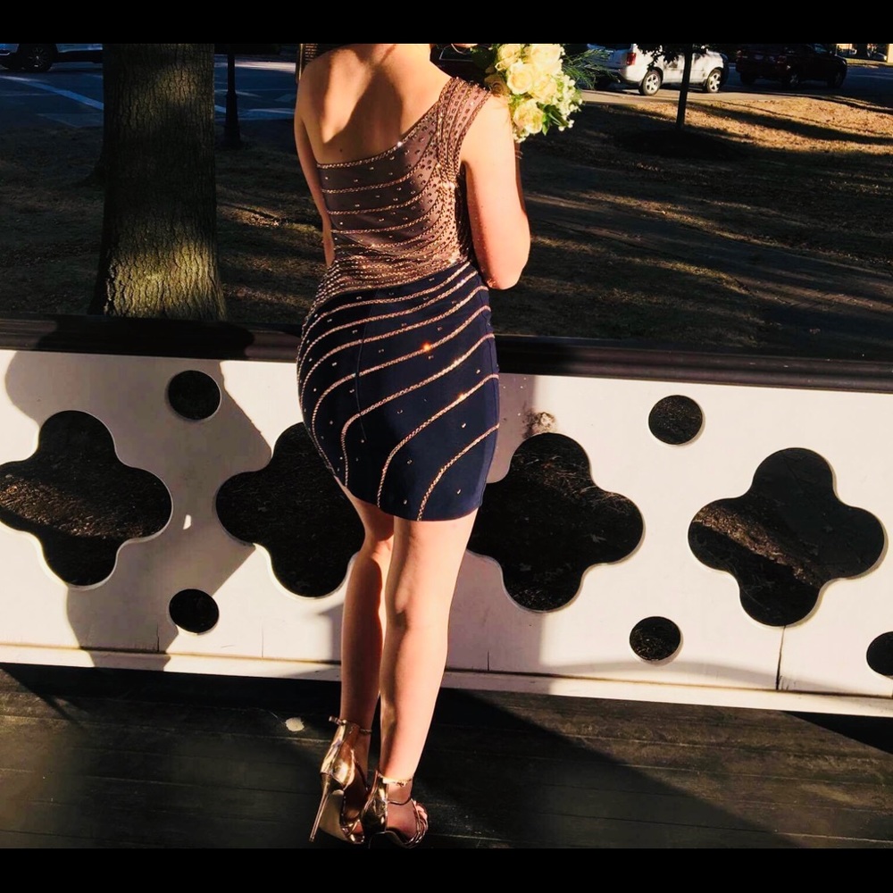 Prom Dress - Picture 3 of 4